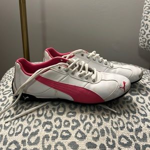 Puma Sneakers